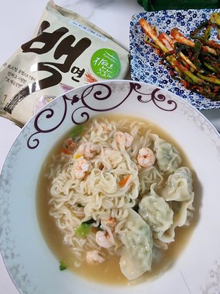 [풀무원] 자연은맛있다 정면, 백면, 홍면  세트 — 5점을 준 리뷰어가 2021년 4월 올린 사용 사진