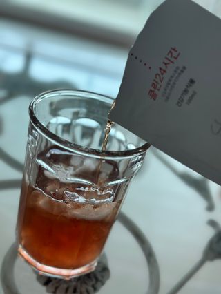 클린24시간 1BOX(5포) + 전용보틀(500ml) — 3.5점을 준 리뷰어가 2023년 8월 올린 사용 사진