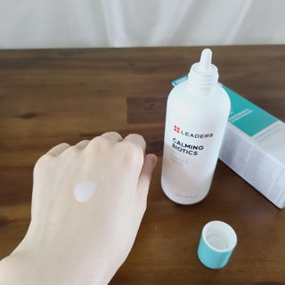 리더스코스메틱 리더스 카밍 바이오틱스 에센스 워터 — 5점을 준 리뷰어가 2021년 1월 올린 사용 사진