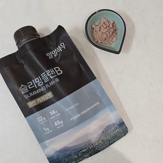 일일하우 슬리밍 플랜B 고소한 귀리맛, 진한 카카오맛 (체중조절식) — 5점을 준 리뷰어가 2023년 6월 올린 사용 사진