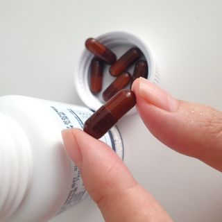 프리마인 홍삼의 강력한 에너지, 이제는 흡수율을 높인 최첨단 캡슐로 간편하게 초고속 충전하세요. — 5점을 준 리뷰어가 2022년 9월 올린 사용 사진