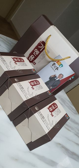 [몸엔용] 무더운 날씨에 국산녹용 기엔용으로 몸보신 50ml x 30포 — 5점을 준 리뷰어가 2021년 6월 올린 사용 사진