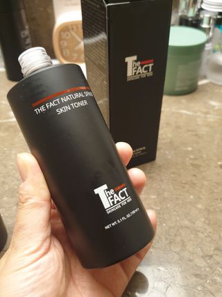 The Fact 더팩트 내추럴 에스에프엔 에이틴 스킨 토너 150ml — 5점을 준 리뷰어가 2022년 5월 올린 사용 사진