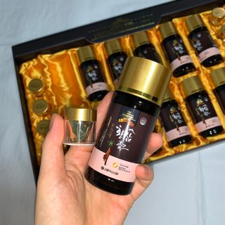 서울약사신협_프리미엄황삼골드_3.75g x 12환+75mgx12병 — 5점을 준 리뷰어가 2021년 1월 올린 사용 사진