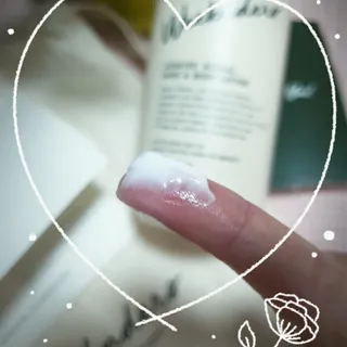 [위켄더스] 끈적임 없이 수분감을 채워주는 핸드& 바디로션 1종 랜덤발송 — 5점을 준 리뷰어가 2022년 5월 올린 사용 사진