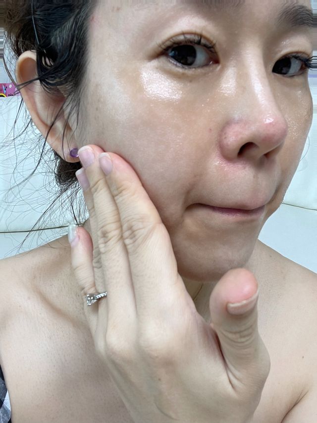 플레라디 에델바이스 워터풀 젤리 세럼 리뷰 사진