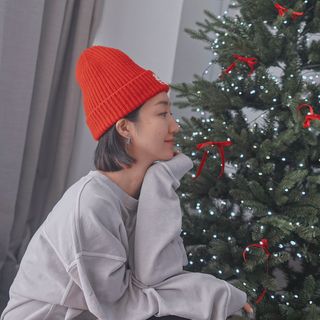 MAPLESYRUPFACTORY 메이플 피그먼트 맨투맨 8.COL — 5점을 준 리뷰어가 2022년 12월 올린 사용 사진