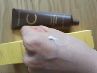 산다화 비타민C 화이트닝 크림 — 5점을 준 리뷰어가 2023년 5월 올린 사용 사진