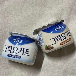 매일바이오 그릭요거트 오리지널 플레인 4개, 로스터리 커피믹스 4개 — 5점을 준 리뷰어가 2021년 12월 올린 사용 사진