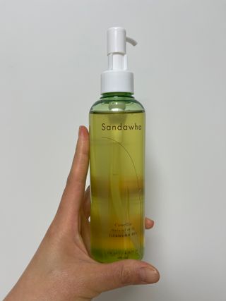 스킨큐어 산다화 순한 클렌징 동백 오일 200ml — 5점을 준 리뷰어가 2023년 4월 올린 사용 사진