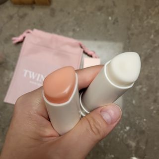트윙클라 안티링클 샤이닝 멀티밤 — 5점을 준 리뷰어가 2022년 6월 올린 사용 사진