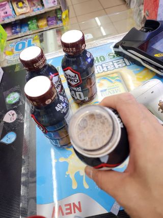 닥터유 프로 단백질 드링크 40g 초코 닥터유 프로 단백질드링크 40g 초코 — 5점을 준 리뷰어가 2024년 8월 올린 사용 사진