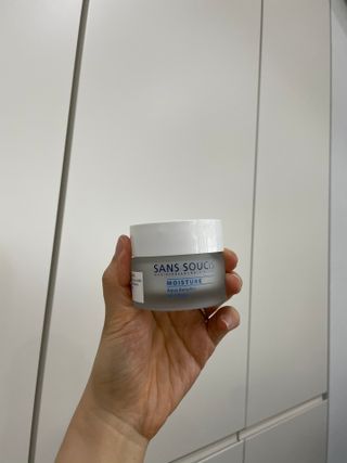산수시 아쿠아 베네핏 24h 수부지 물광 속건조 수분크림 50ml — 5점을 준 리뷰어가 2021년 6월 올린 사용 사진