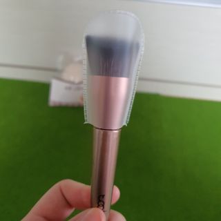 [툴앤썸] 메이크업 브러시로 바르고 호빵 스펀지로 클렌징하는 A-Z 뷰티툴 5종 — 5점을 준 리뷰어가 2021년 1월 올린 사용 사진