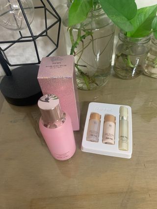 리엔케이 핑크 볼륨 래디언스 컬러크림 에디션 — 5점을 준 리뷰어가 2022년 12월 올린 사용 사진