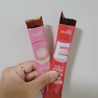 인디닥터 면역 생생 핑크 이뮨 젤리 + 타이탄 BCAA 프로틴 젤리스틱 — 5점을 준 리뷰어가 2022년 4월 올린 사용 사진
