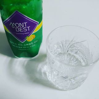 몽베스트 Montbest with Sparkling water Lemon OR Lime 20병(랜덤) — 5점을 준 리뷰어가 2021년 10월 올린 사용 사진