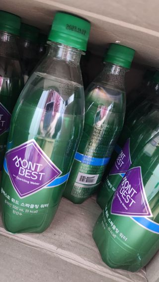 몽베스트 Montbest with Sparkling water Plain 20병 — 5점을 준 리뷰어가 2023년 3월 올린 사용 사진