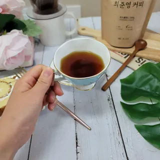 소담스퀘어 상암 최준영 커피 초코 블렌드(홀빈/드립분쇄 택 1) — 5점을 준 리뷰어가 2022년 11월 올린 사용 사진