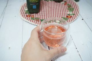 더그레잇티 콤부차 [매일유업] 더그레잇티 44kcal 콤부차 300ml *12개입 (오리지널 6개+베리리치 6개) — 5점을 준 리뷰어가 2023년 7월 올린 사용 사진