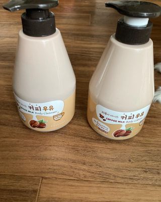 [과일나라] 피부가 마시는 커피우유 바디클렌저&바디로션 — 4.5점을 준 리뷰어가 2022년 3월 올린 사용 사진