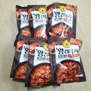 한성기업 무볼레 왕건더기 볶음밥 묵은지삼겹살 — 3점을 준 리뷰어가 2021년 11월 올린 사용 사진