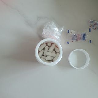 프리마인 성큼다가온 봄, 이너뷰티를 챙겨야 피부도 화사하게, 컨디션도 활기차게. 흡수율을 높인 고효율 비타민. — 5점을 준 리뷰어가 2022년 8월 올린 사용 사진