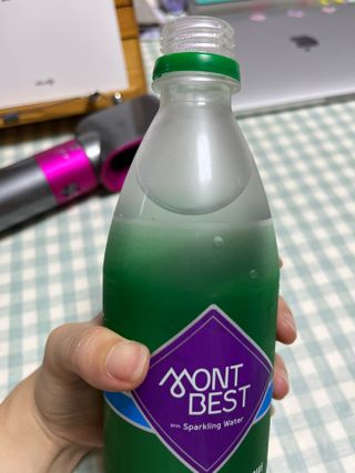 몽베스트 Montbest with Sparkling water Plain 20병 — 5점을 준 리뷰어가 2022년 7월 올린 사용 사진