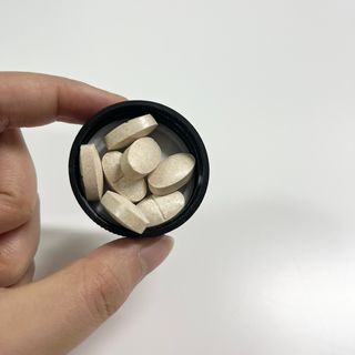 짱스마일 락토페린 프리미엄 정 1000ml x 60정 — 3점을 준 리뷰어가 2022년 12월 올린 사용 사진