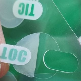 [큐어반H 스팟] 자외선 99프로 차단되는 스틱타입 스팟밴드(1팩 / 66매입) — 5점을 준 리뷰어가 2022년 11월 올린 사용 사진