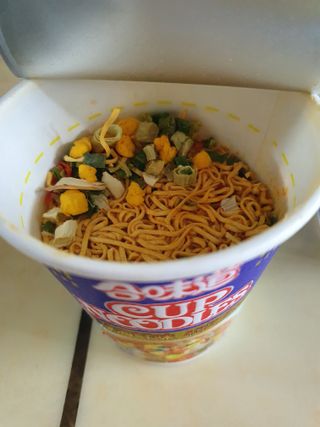 NISSIN 닛신 컵누들  4종 - 씨푸드오리지날, 씨푸드 스파이시, 씨푸드 커리, 씨푸드 XO소스 — 5점을 준 리뷰어가 2021년 12월 올린 사용 사진