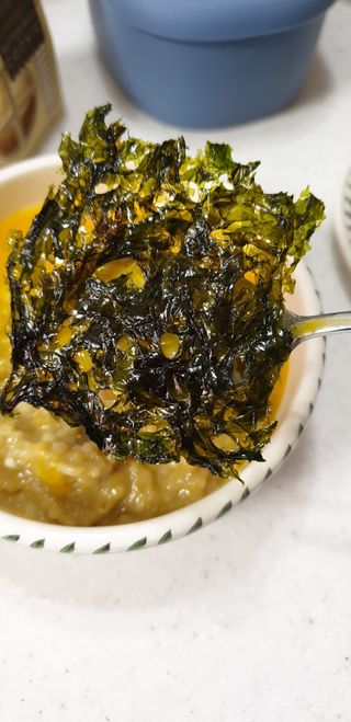 [해림맛김] 들기름에 구운 바삭바삭 김 4종 세트 + 1종 랜덤발송 총5개입 — 5점을 준 리뷰어가 2021년 2월 올린 사용 사진