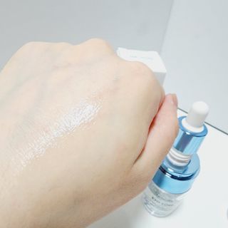 나우 [리브엠] 화해 1등 수분앰플 , 엑소코어 워터풀 텐션 앰플 — 5점을 준 리뷰어가 2023년 6월 올린 사용 사진