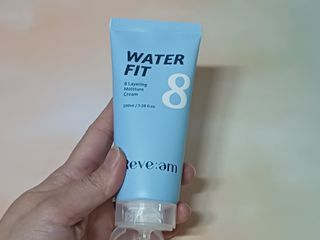 나우_ [리브엠]피부 속부터 겹겹이, 촘촘하게! 워터핏8중 수분착붙 크림 — 5점을 준 리뷰어가 2025년 1월 올린 사용 사진