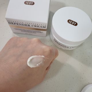 아이코이 디펜더 미백 크림 수분 기미잡티 수부지 색소침착 — 4점을 준 리뷰어가 2022년 12월 올린 사용 사진