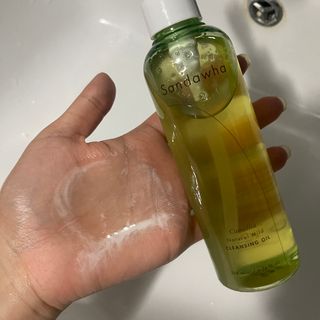 스킨큐어 산다화 순한 클렌징 동백 오일 200ml — 5점을 준 리뷰어가 2023년 4월 올린 사용 사진