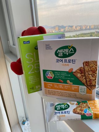 셀렉스스포츠 셀렉스 코어 프로틴 너츠바 50g 6개입 + Slim 25 스타터키트 — 5점을 준 리뷰어가 2021년 7월 올린 사용 사진
