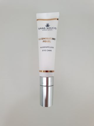 산수시 일루미네이팅 펄 영양 다크서클 스틱 아이 크림 케어 15ml — 5점을 준 리뷰어가 2021년 6월 올린 사용 사진