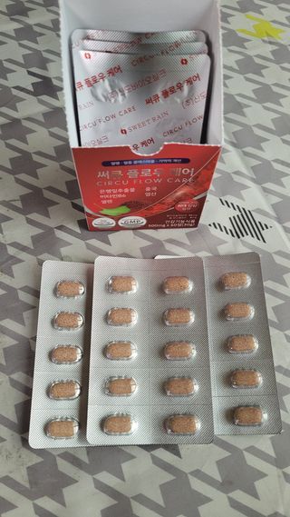 스윗레인 써큐 플로우 케어 — 5점을 준 리뷰어가 2022년 11월 올린 사용 사진