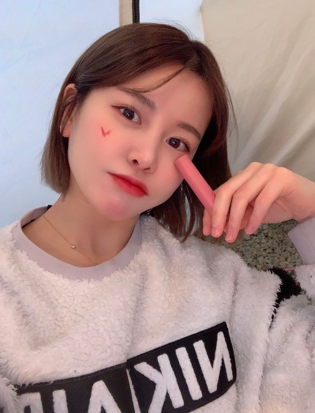 [블랙루즈] 로즈 벨벳 립스틱 택1+랜덤1 리뷰 사진