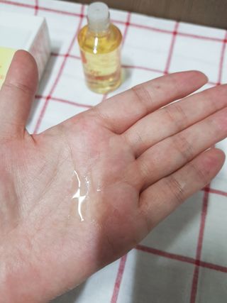 바이오오일 [바이오-오일] 스킨케어 오일 내추럴 60ml — 5점을 준 리뷰어가 2021년 5월 올린 사용 사진