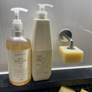 심플리오리빙 어니스트 주방세제 본품 500ml + 리필 900ml (코코넛향) — 5점을 준 리뷰어가 2022년 6월 올린 사용 사진
