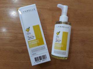 랑벨 내츄럴 딥 클렌징 오일 200ml (저자극 약산성 천연 클렌징) — 5점을 준 리뷰어가 2022년 10월 올린 사용 사진