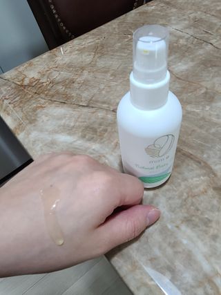 mom e 맘이 내추럴 베이비 케어 크림+바디오일 — 5점을 준 리뷰어가 2021년 1월 올린 사용 사진