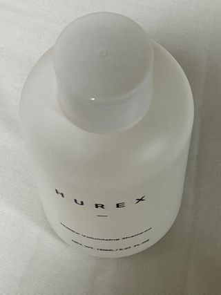 [HUREX] 휴렉스 볼류마이징 탈모완화 기능성 샴푸 150ml x 2개 — 5점을 준 리뷰어가 2021년 9월 올린 사용 사진