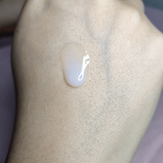 로우퀘스트 베리어 인핸싱 토너투에센스 200ml — 5점을 준 리뷰어가 2023년 10월 올린 사용 사진