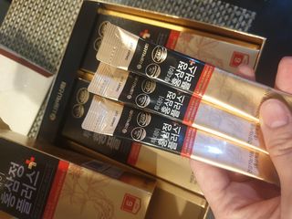 서울약사신협_투데이홍삼정플러스스틱_10g x 30포 — 4.5점을 준 리뷰어가 2021년 2월 올린 사용 사진