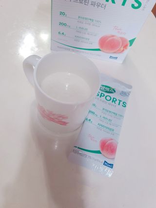 셀렉스스포츠 [복숭아맛] 셀렉스 스포츠 웨이 프로틴 파우더 스틱형 — 5점을 준 리뷰어가 2021년 5월 올린 사용 사진