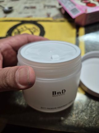 비엔디 프리용[한/영]BnD 바디 주름개선 엉덩이크림 — 5점을 준 리뷰어가 2024년 11월 올린 사용 사진