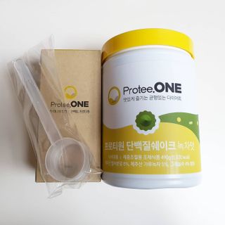 프로티원 단백질쉐이크 녹차맛 2주분 1통+보틀 — 5점을 준 리뷰어가 2021년 5월 올린 사용 사진